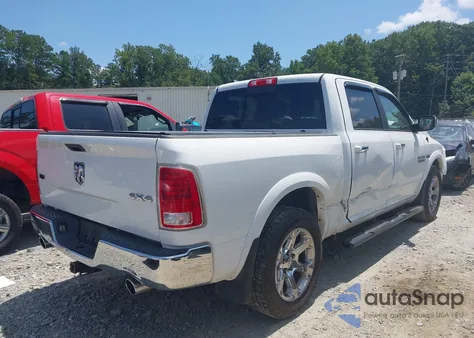 2017 Ram 1500 Laramie 4X4 5'7 Box из США, поврежденный, VIN 1C6RR7NT9HS710773